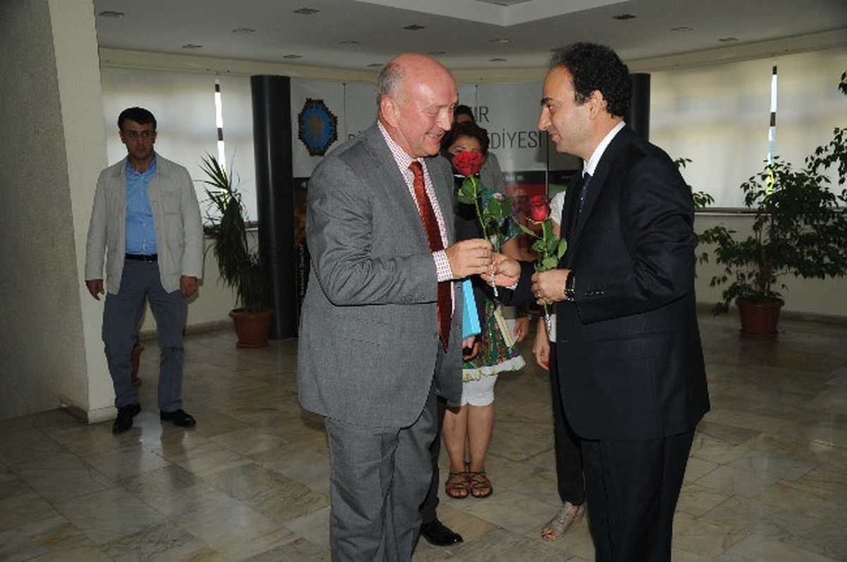 İngiltere Büyükelçisi\'nden Baydemir\'e Ziyaret