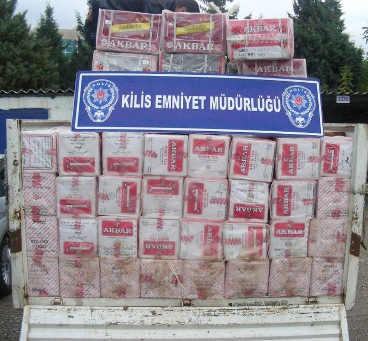 Kilis\'te Kaçak Çay ve Sigara Operasyonu