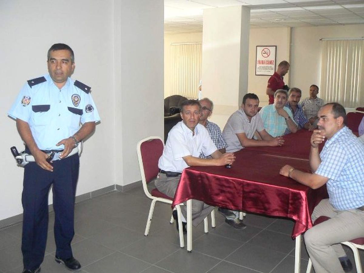 Minibüsçüler Bilgilendirildi