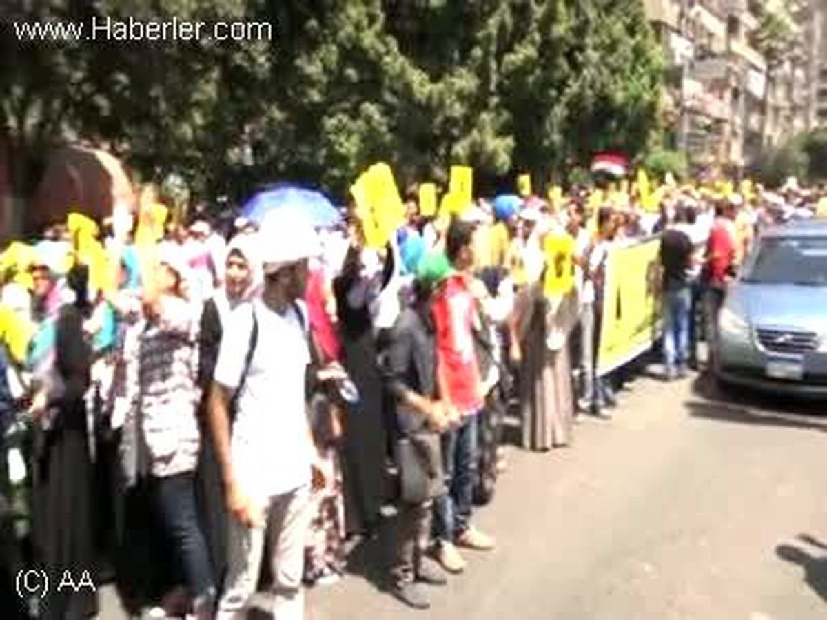 Mısır\'da "Darbeye Karşı Şehitler Cuması"