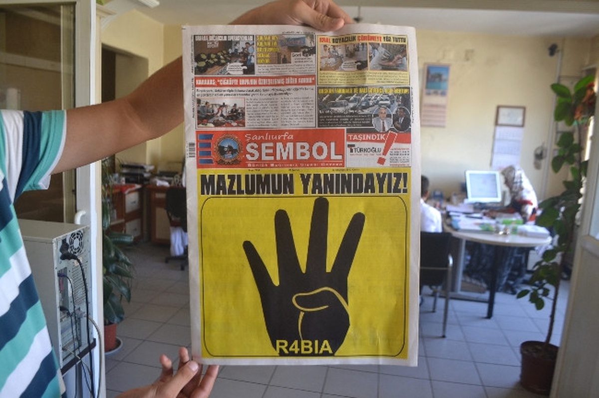 Rabia İşaretine Destek Çığ Gibi Büyüyor