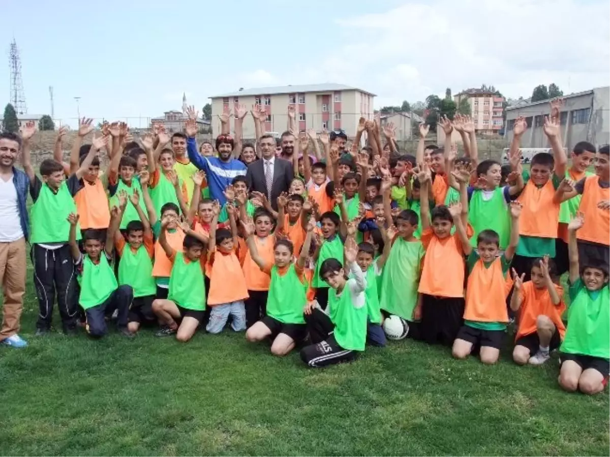 Sarıkamış'ta Yaz Spor Okuluna Ziyaret