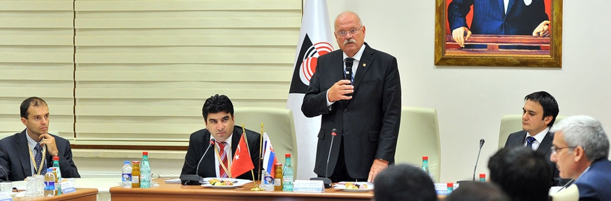 Slovakya Cumhurbaşkanı TÜBİTAK Uzay\'ı Ziyaret Etti