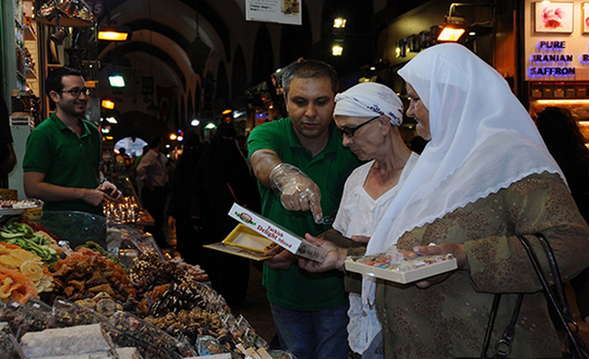 Srebrenitsalı Anneler İstanbul\'da