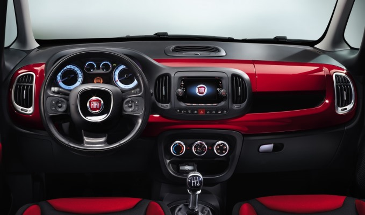 Tarzıyla Fark Yaratmak İsteyenler Fiat 500l\'yi Tercih Ediyor