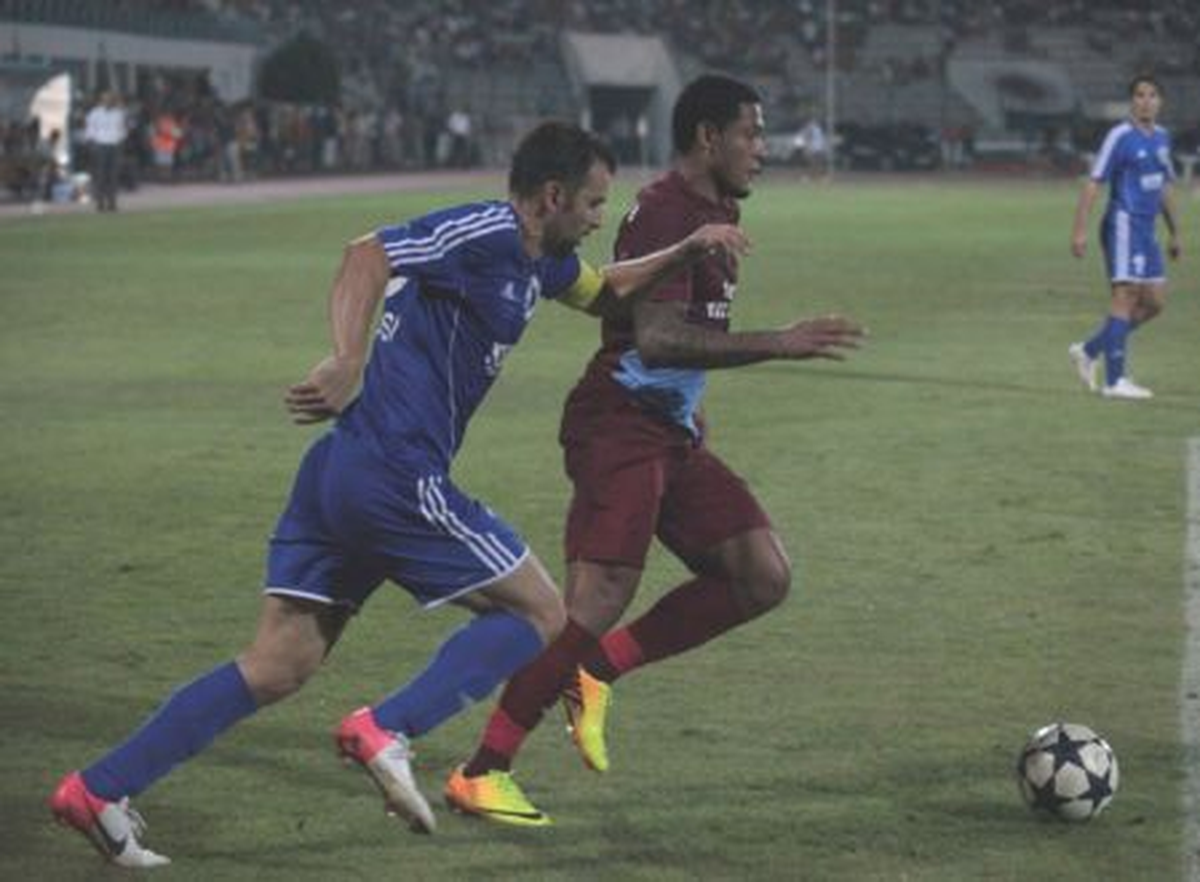 Trabzonspor, Kukesi\'yi 2-0 Yendi