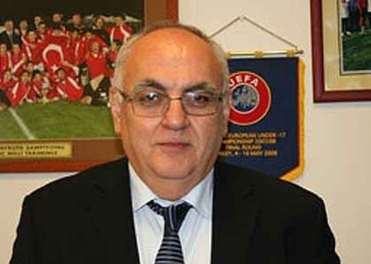 UEFA\'dan Metin Tunçer\'e Görev