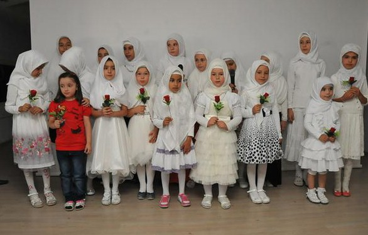 Yaz Kuran Kursunu Başarıyla Bitiren Öğrencilere Tören