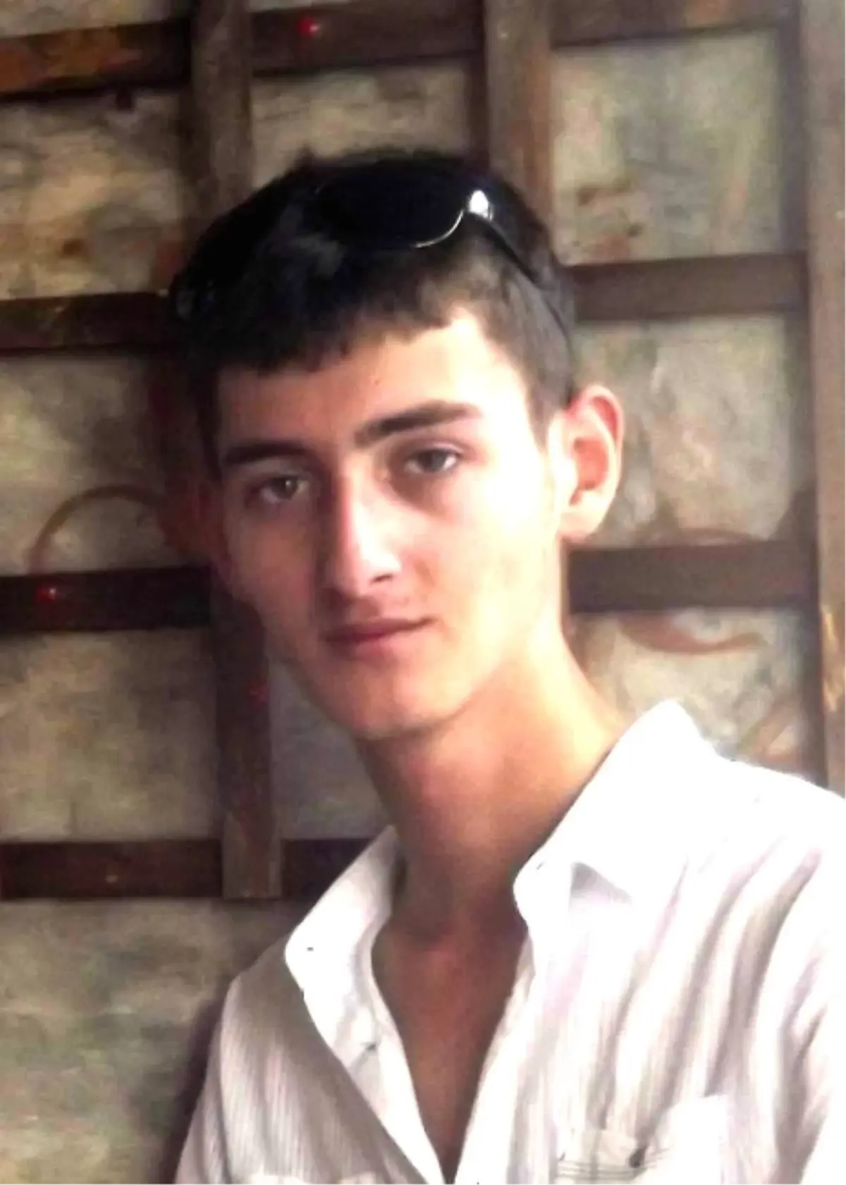 17 Yaşında Üniversite 3\'ncü Sınıf Öğrencisi