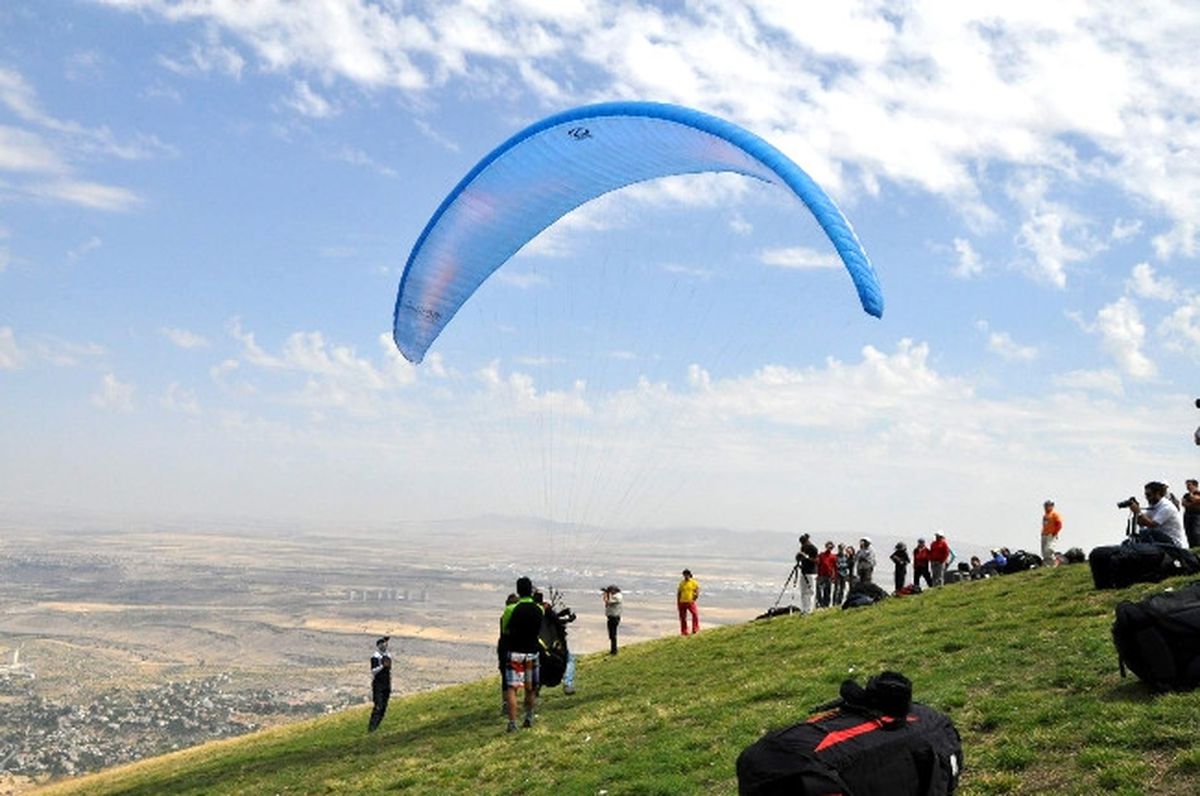 4. Uluslararası Ali Dağı Yamaç Paraşütü Kupası