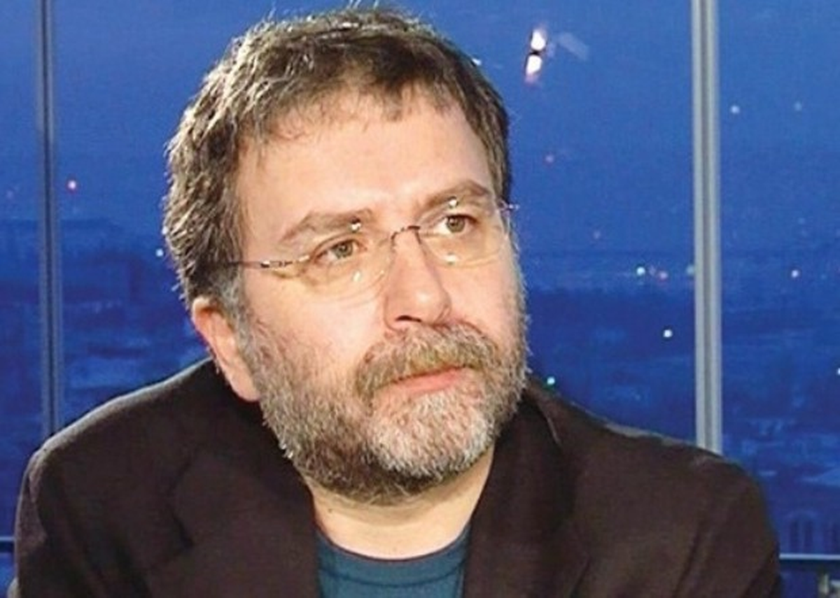 Gazeteci Ahmet Hakan Babasını Kaybetti