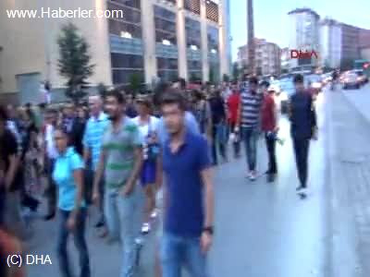 "Bakan Suat Kılıç\'ı Protesto Etmek İsteyen Gruba Polisten Müdahale: 12 Gözaltı" Haberine Ek