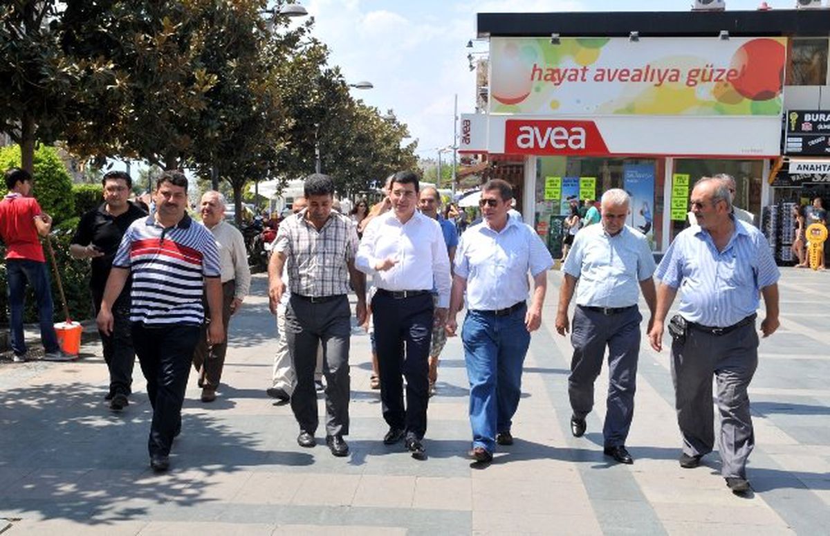 Başkan Tütüncü Esnafı Ziyaret Etti