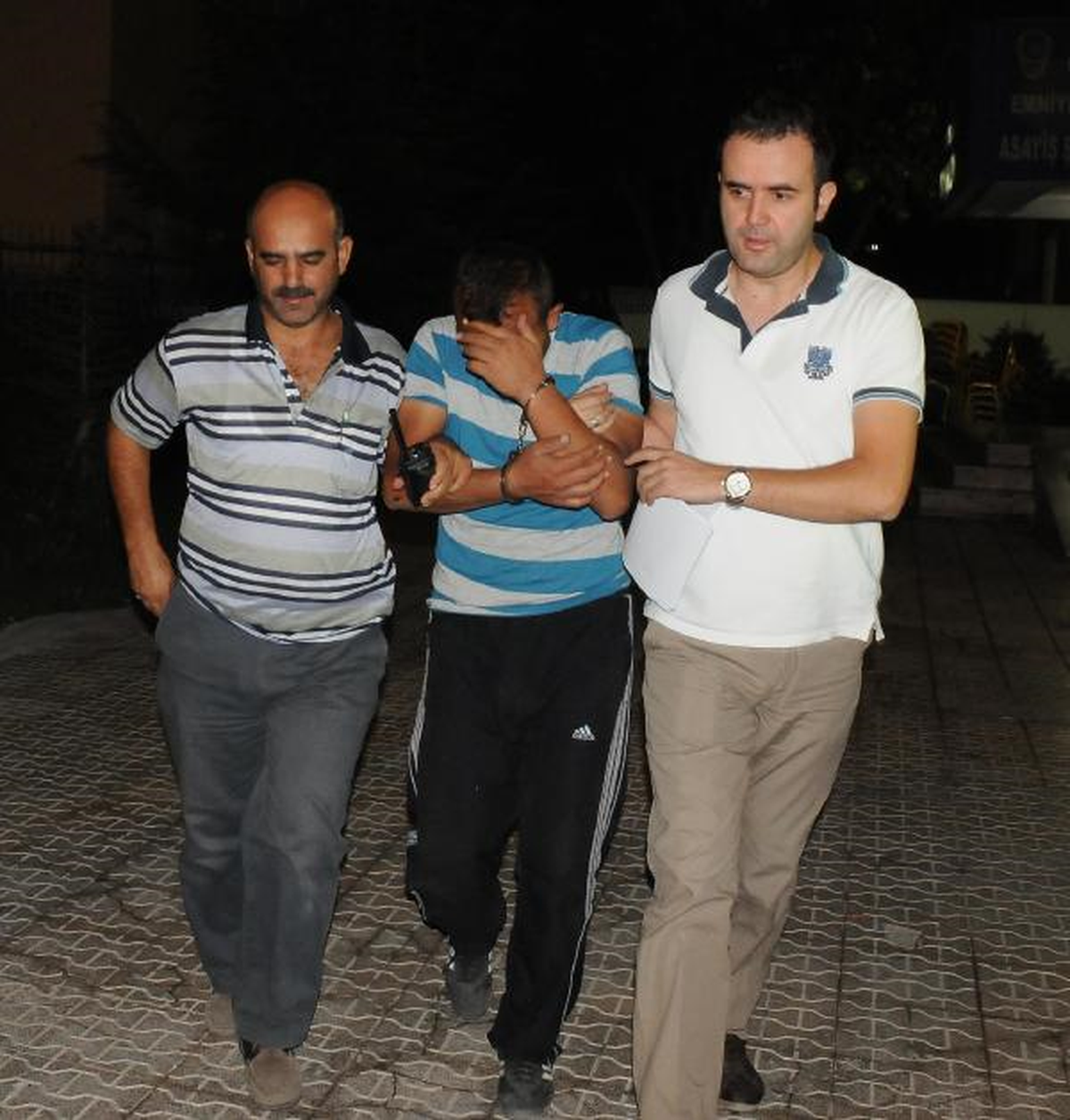 Çaldığı Bisikletleri Götürürken Polise Yakalandı
