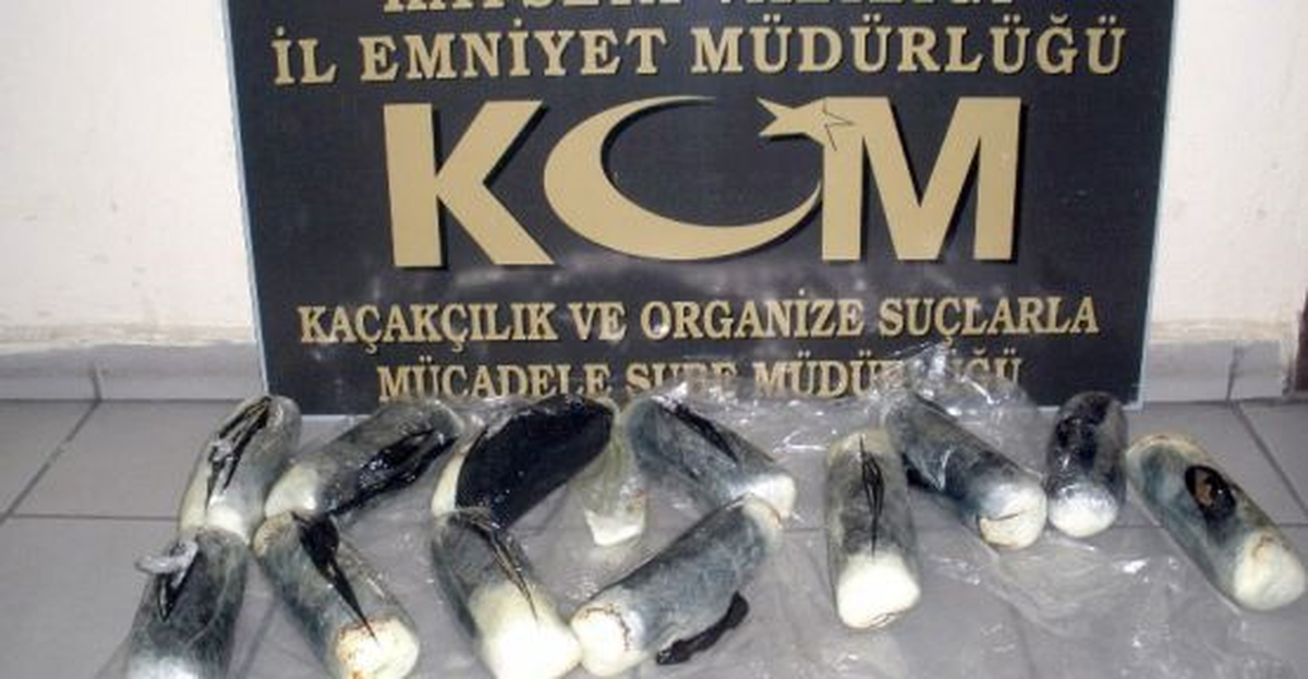 Çorap İçinde Uyuşturucu Ele Geçirildi