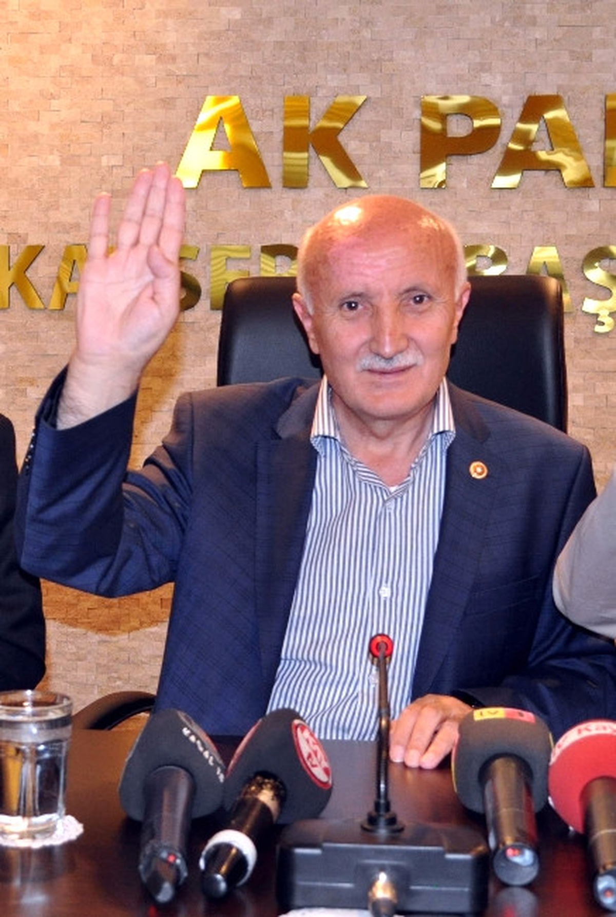 "Halkına Zulmeden Zalimlerin Ecelleri Yakındır"