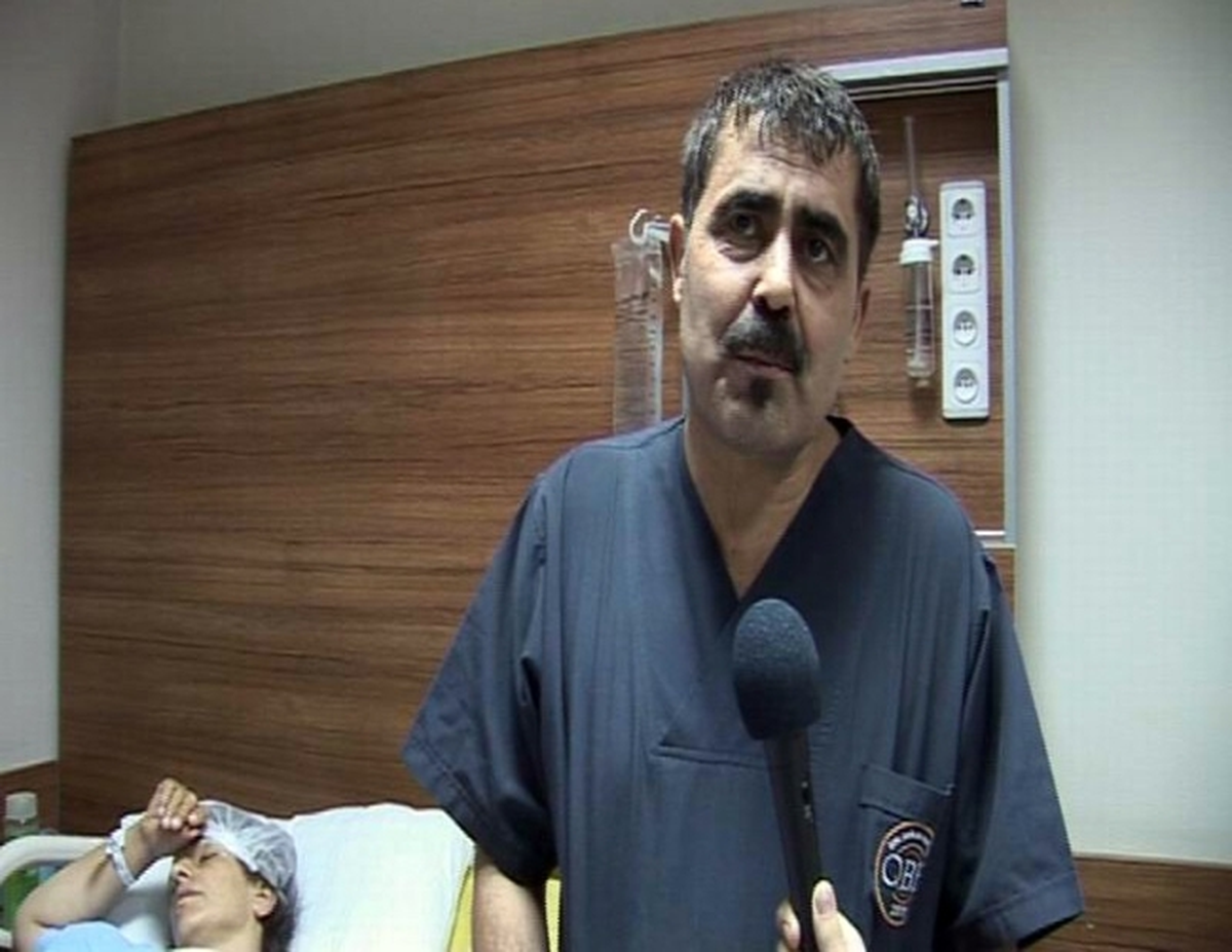 Diyarbakır\'da Hamile Sanılan Kadından 8 Kilo Kitle Çıktı