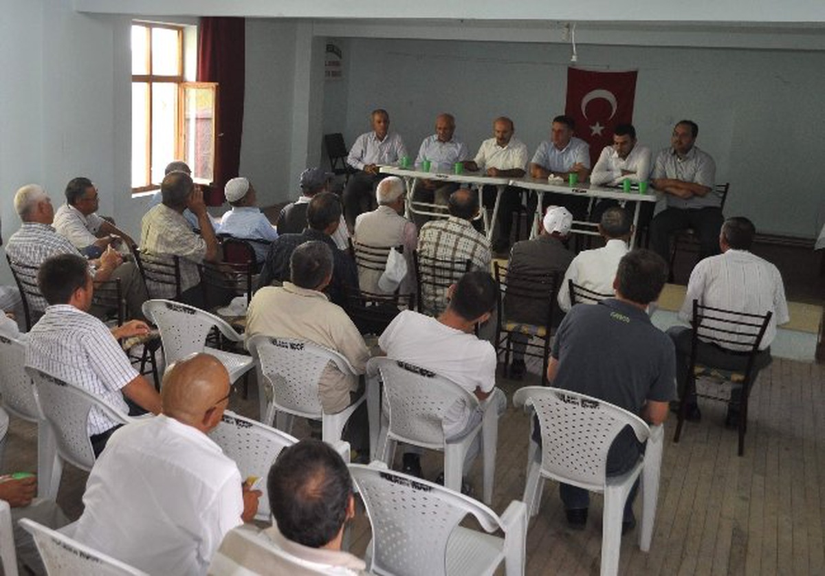 Milletvekili Tüfekci, Cihanbeyli\'de Köyleri Gezdi