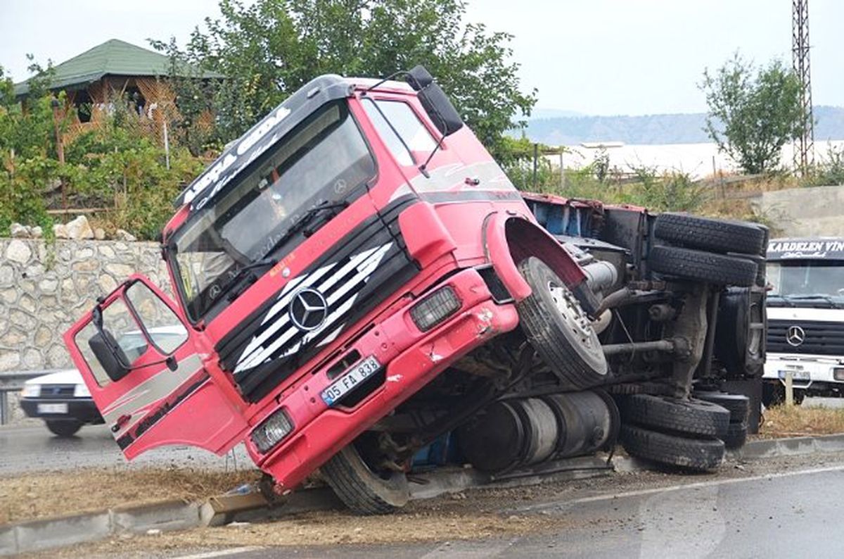 Tosya D-100 Karayolunda Faciadan Dönüldü