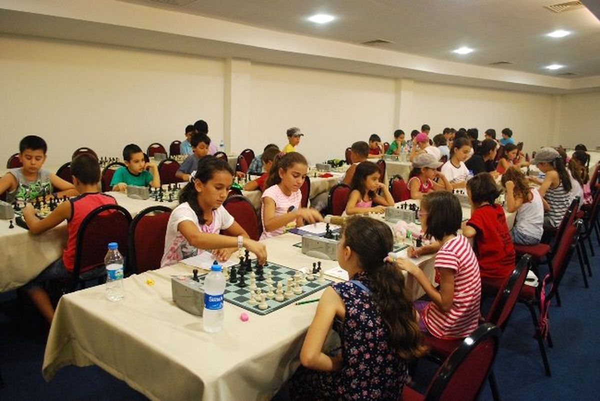Zafer Bayramı Satranç Turnuvası Başladı