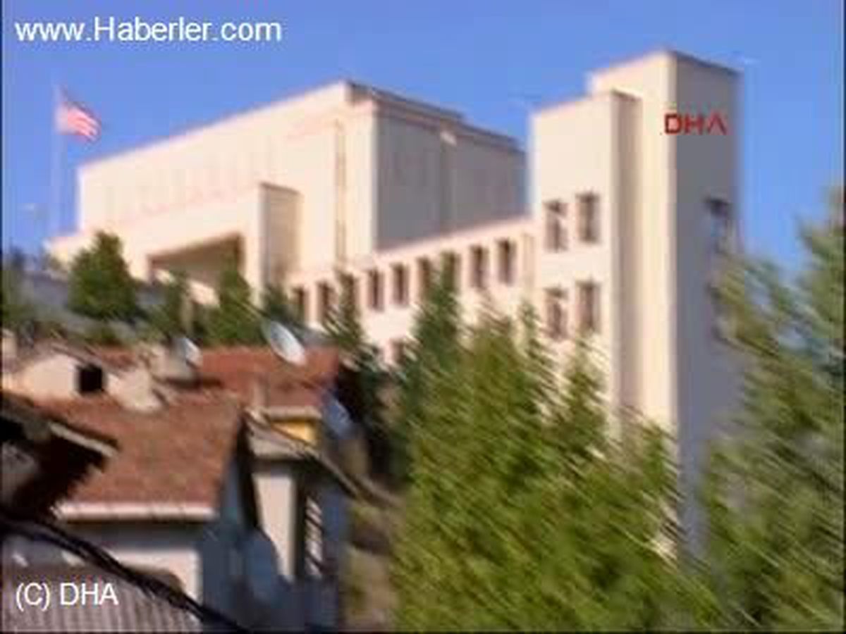 ABD Konsolosluğu Önünde Protesto...