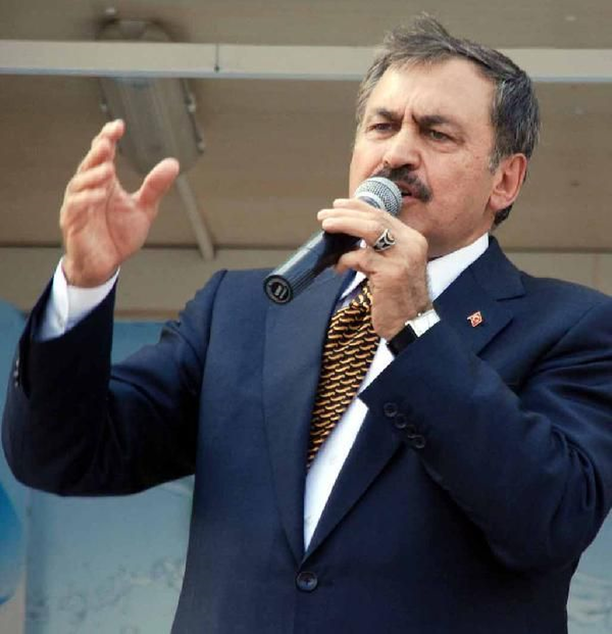Bakan Eroğlu: İkram Edilen Yoğurdun Reklamını Yapayım