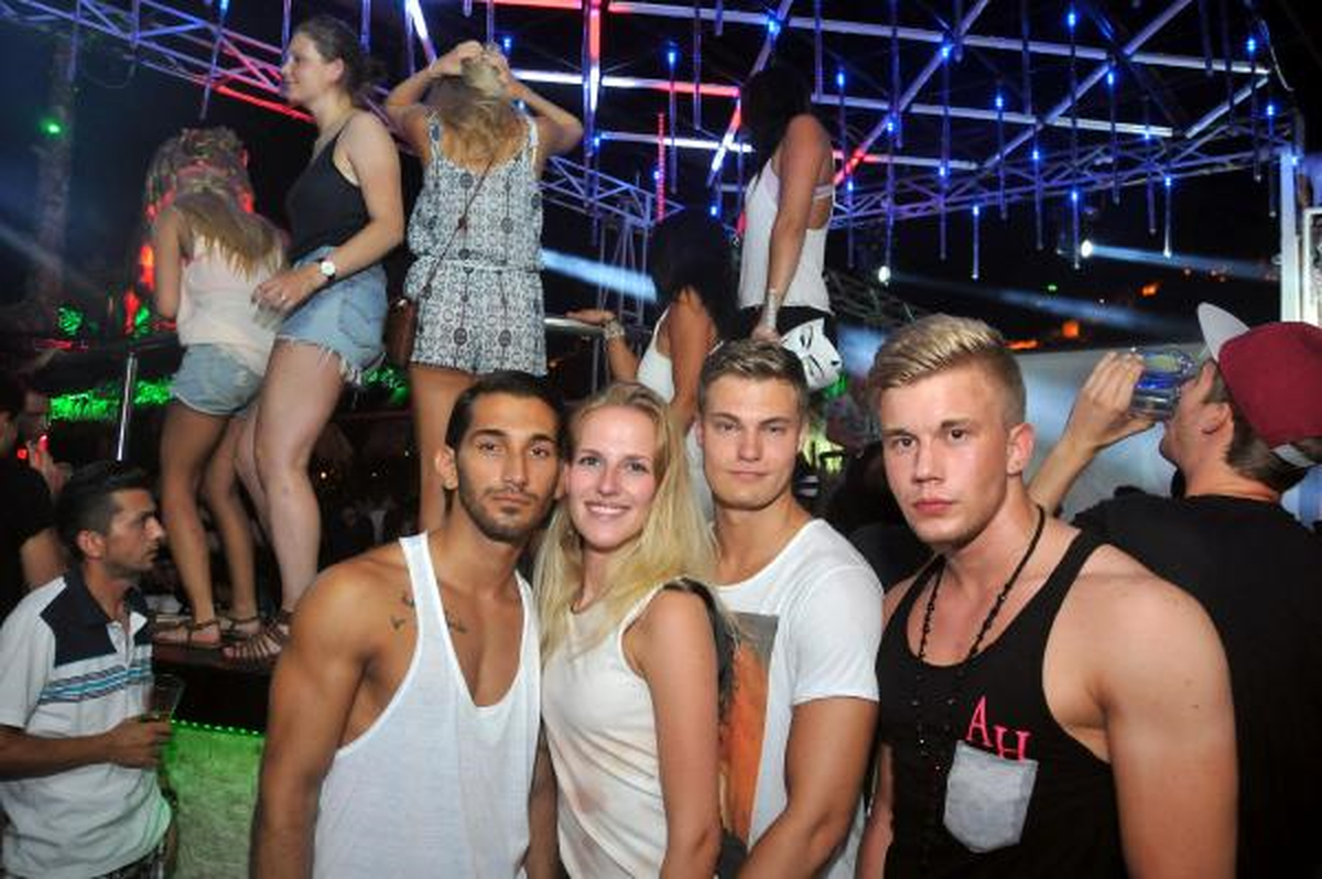Alanya\'nın Parlayan Yıldızı İskandinav Turistler