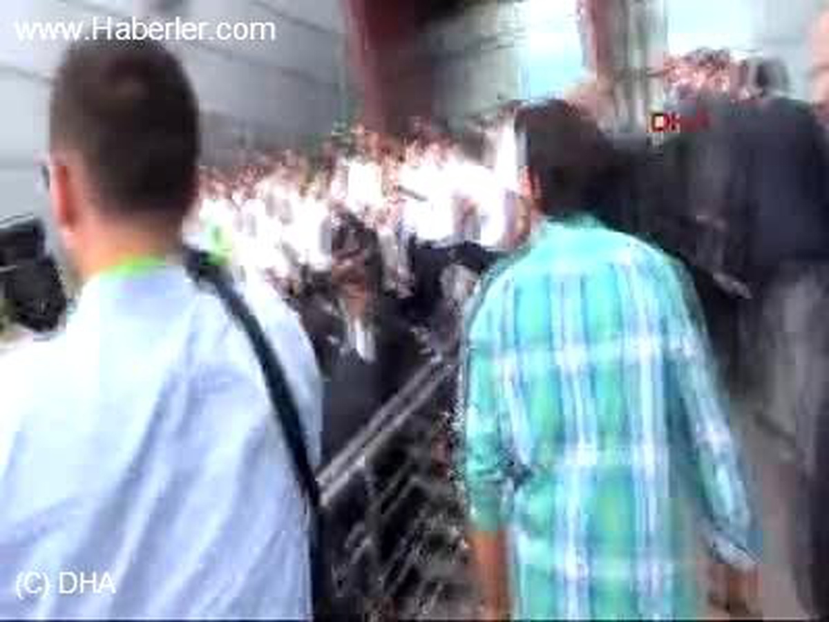 Başbakan Erdoğan Çaykur Rizespor\'u Ziyaret Etti