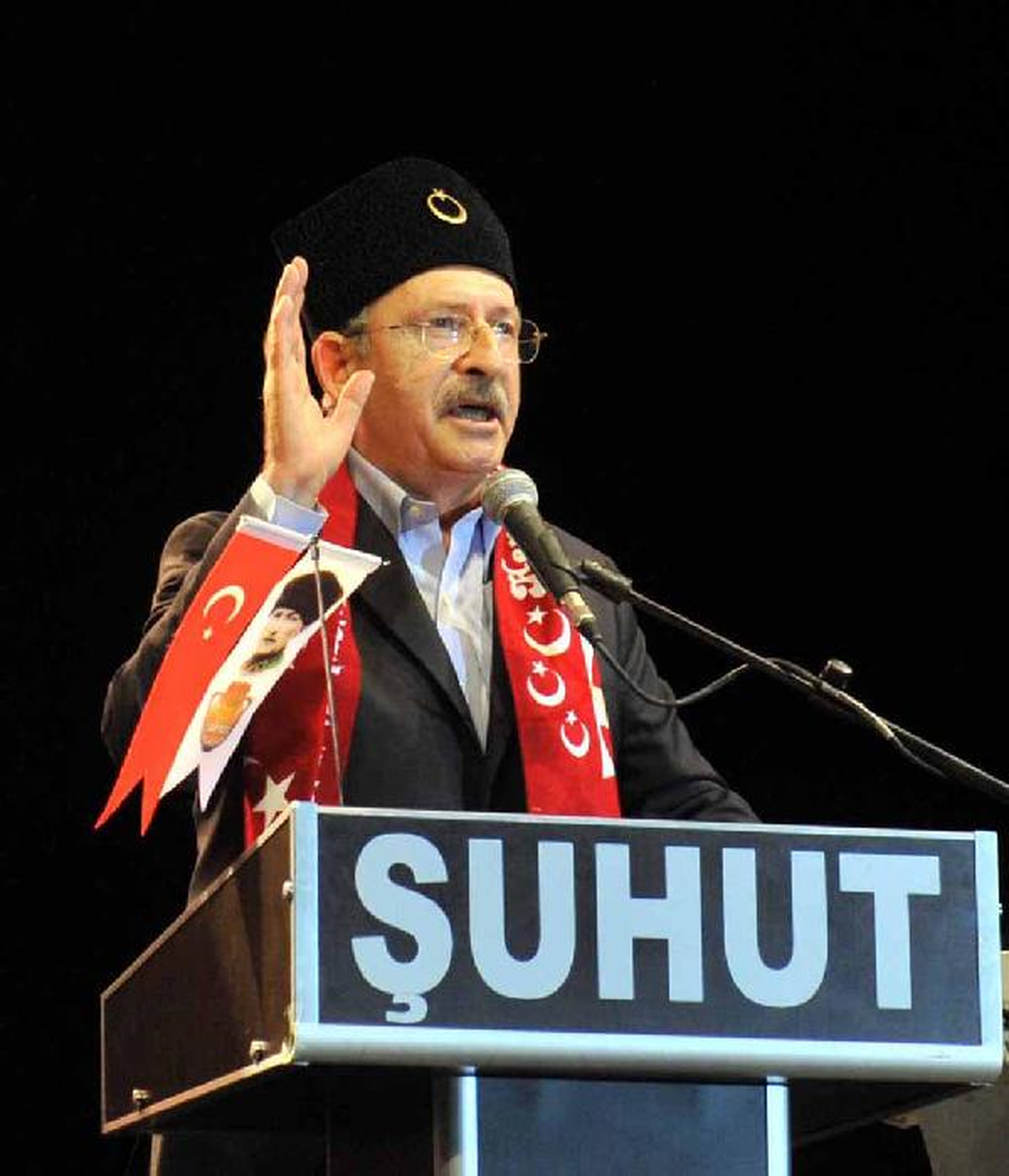 Afyon'da Ak Partililer Kılıçdaroğlu'nu Yuhaladı