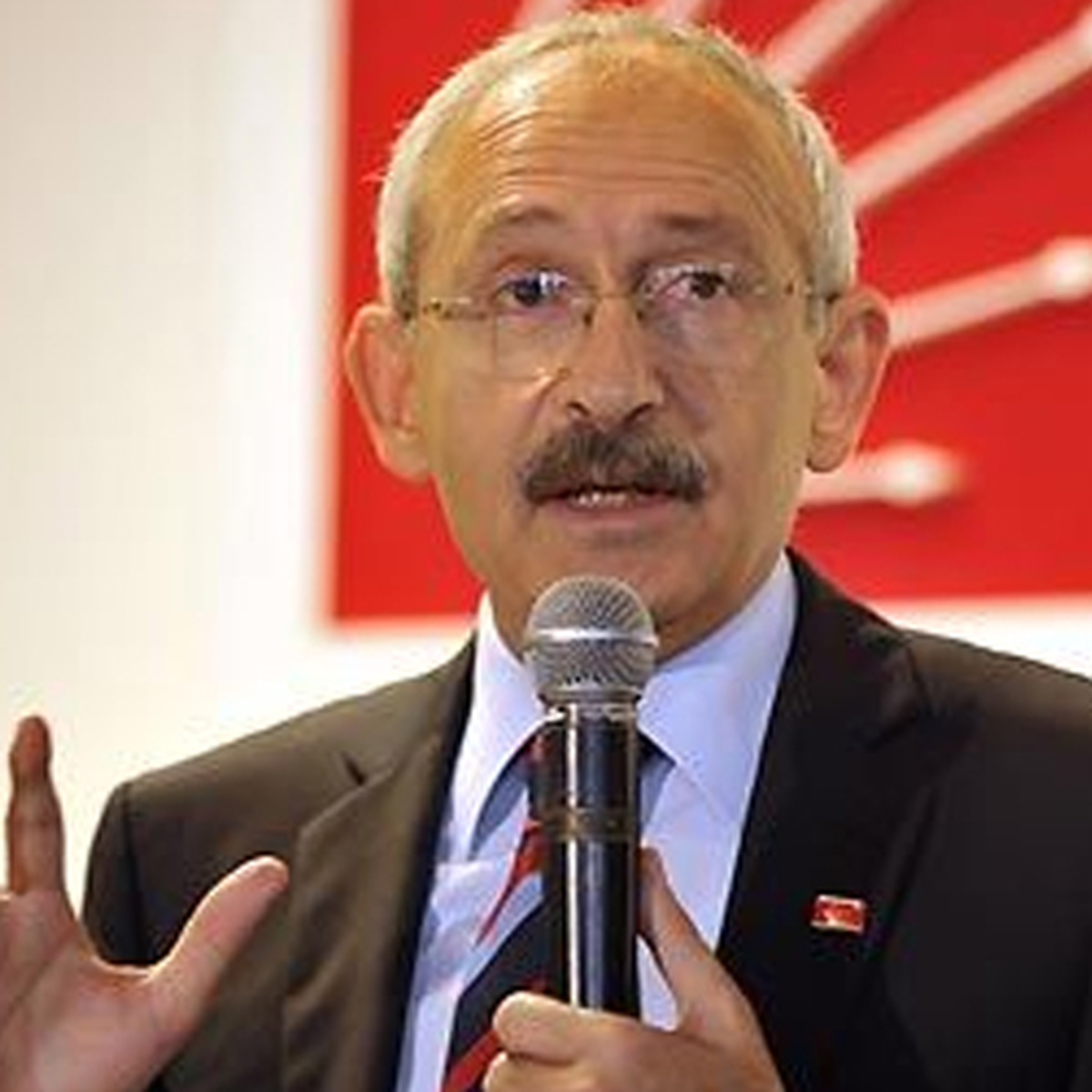 Kılçdaroğlu: Kimyasal Silah Kullanmak İnsanlık Suçudur