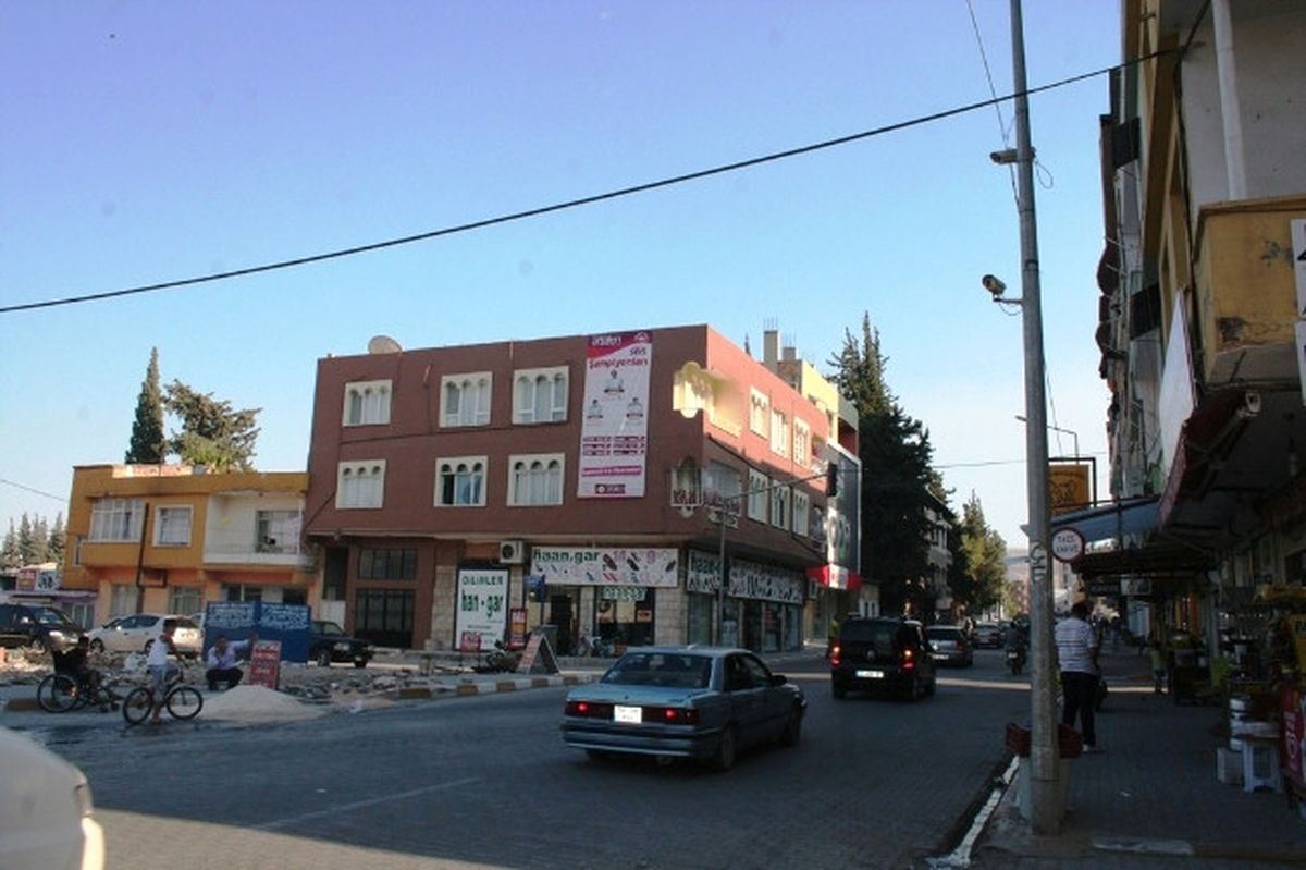 Reyhanlı\'ya Son Teknolojiyle Donatılmış "Mobese" Sistemi Kuruluyor