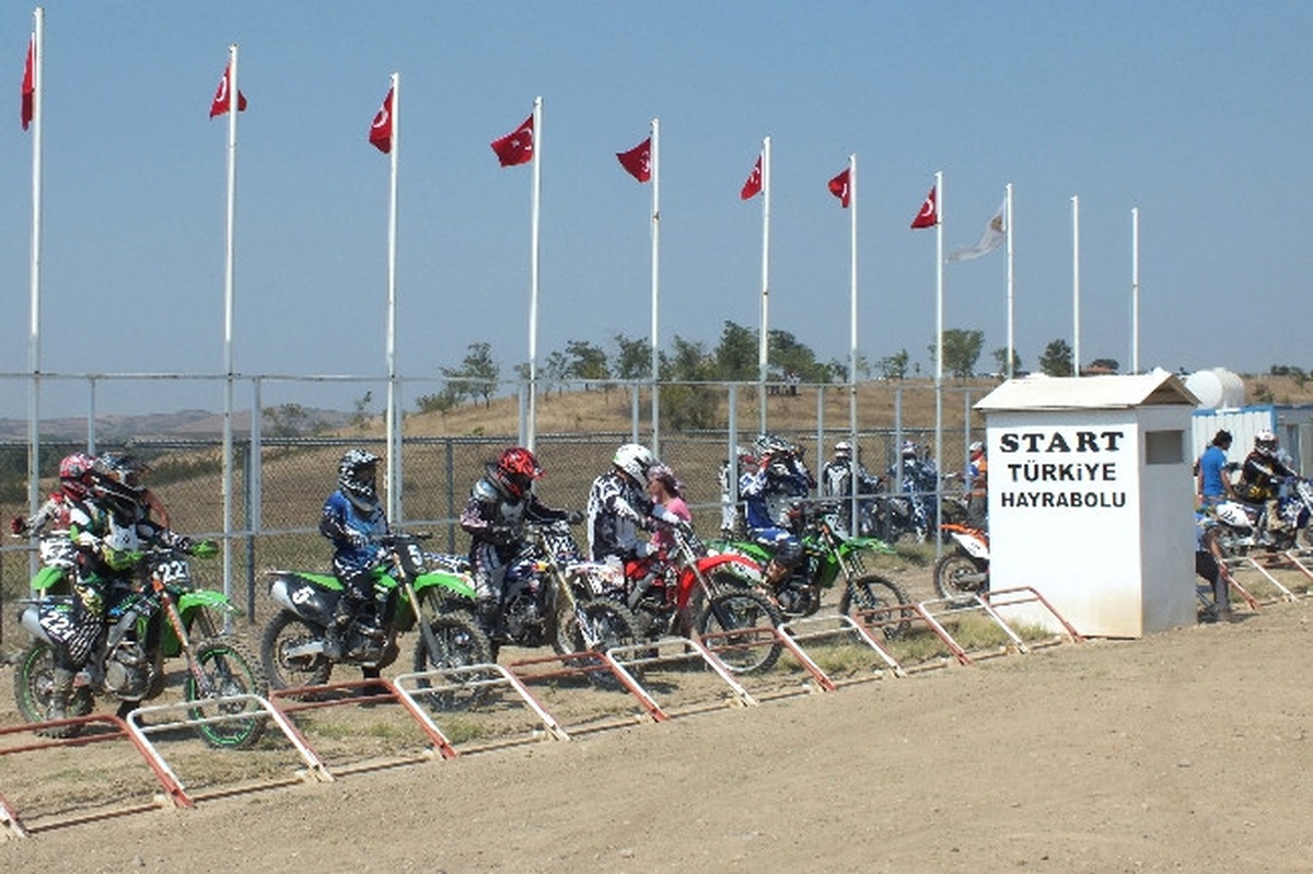 Türkiye Motokros Şampiyonasının 4. Ayak Yarışmaları Başladı