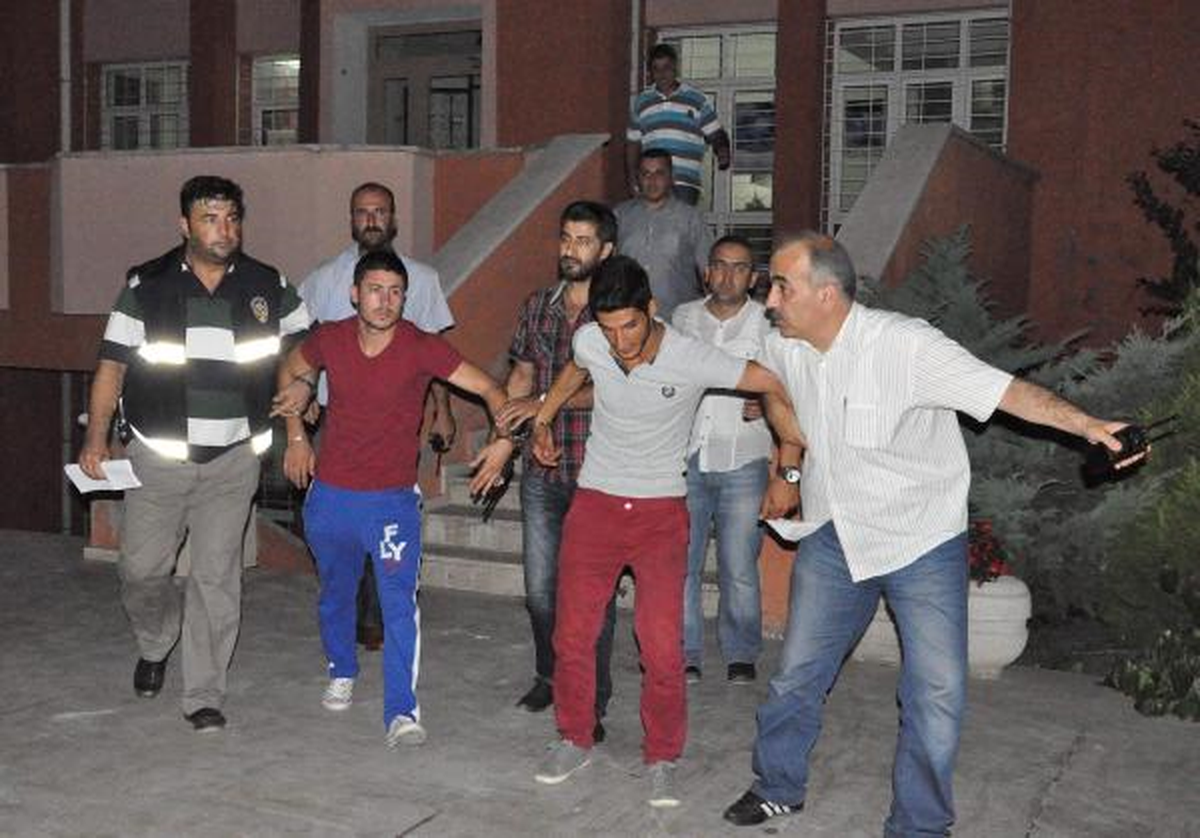 Tekirdağ\'da \'Yan Baktın\' Kavgası Cinayetle Bitti