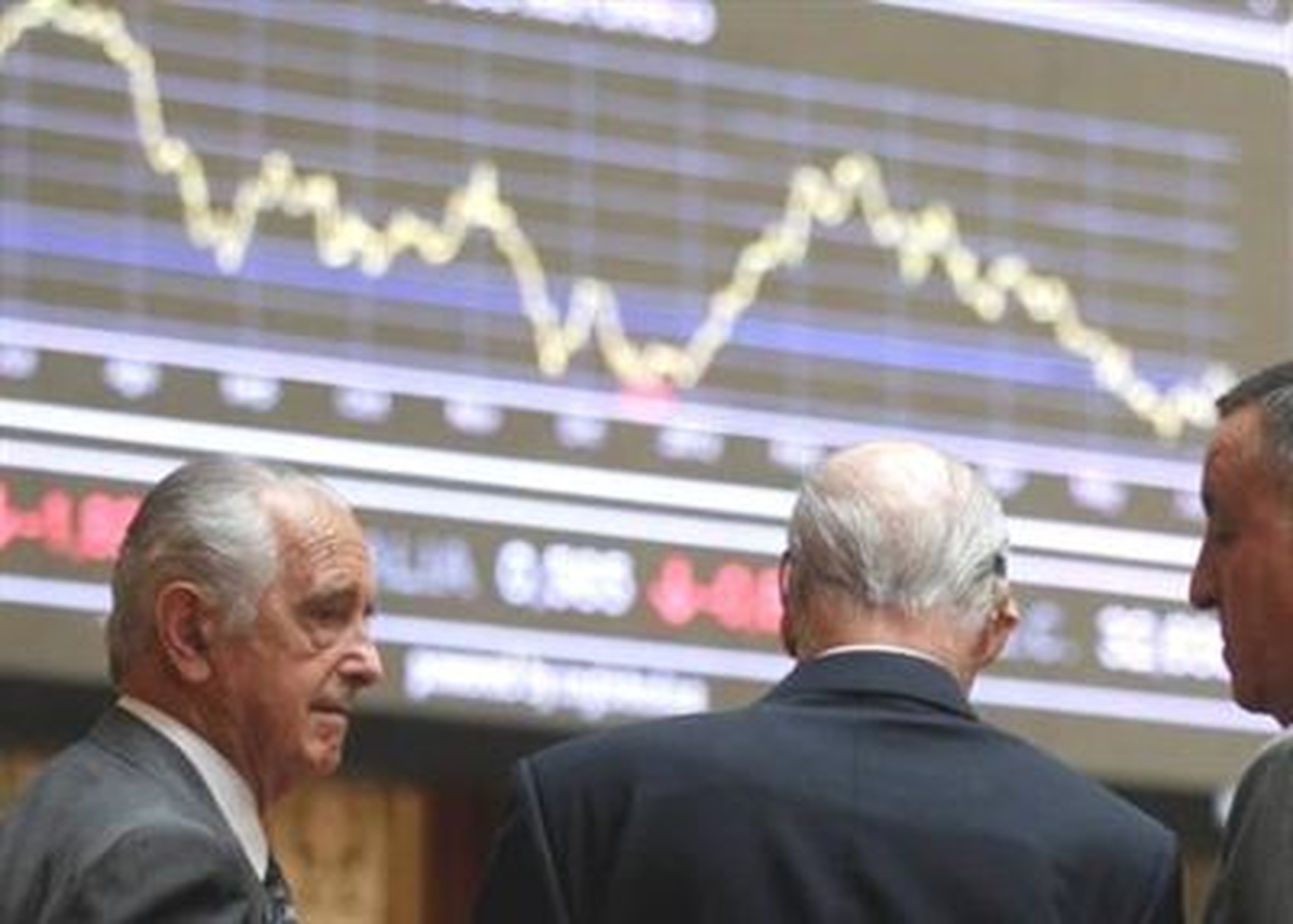 Avrupa Borsaları Haftaya Yatay Bir Seyirle Başladı