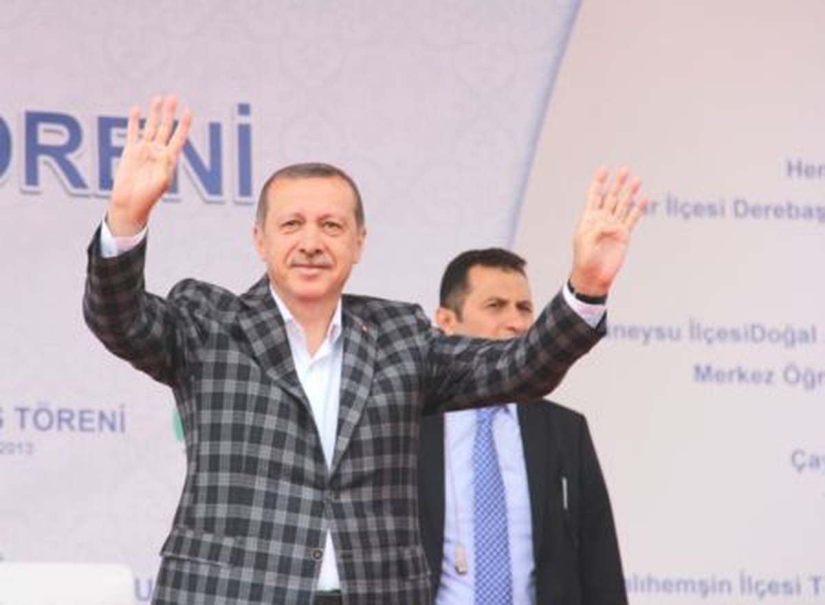 Başbakan'ın Dünya'ya Tepkisi Sürüyor