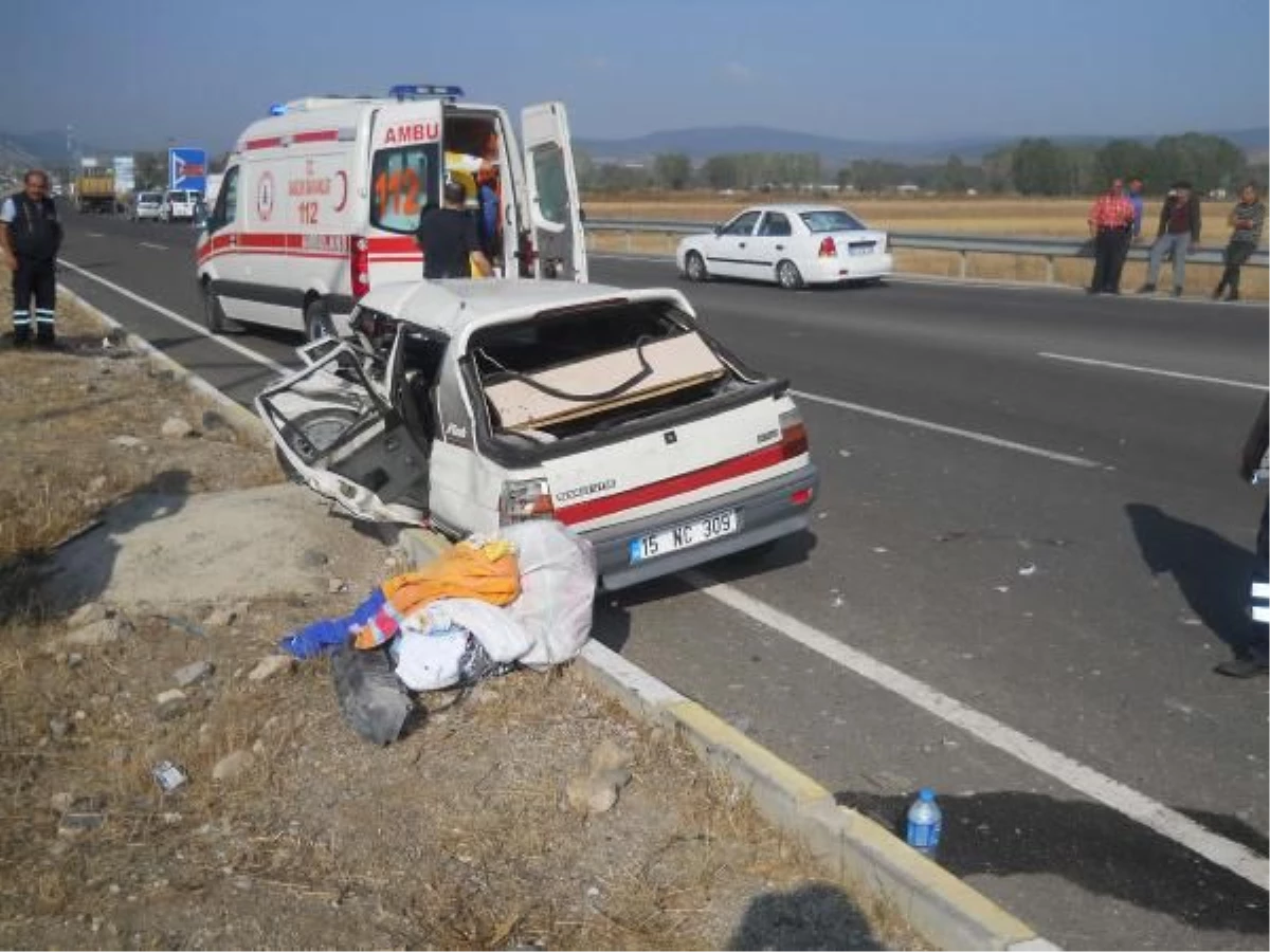 Bolu\'da Trafik Kazası: 2 Ölü, 6 Yaralı