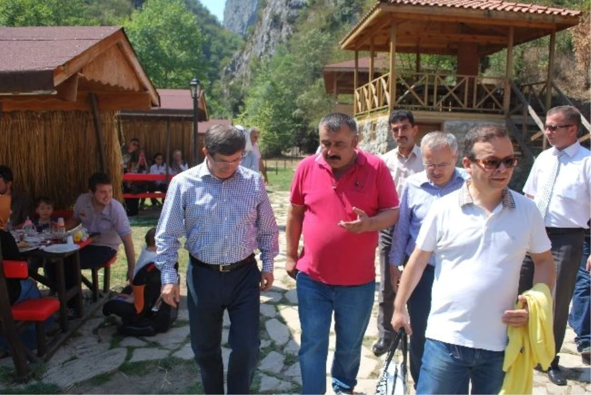 Dışişleri Bakanı Davutoğlu, Karabük\'te