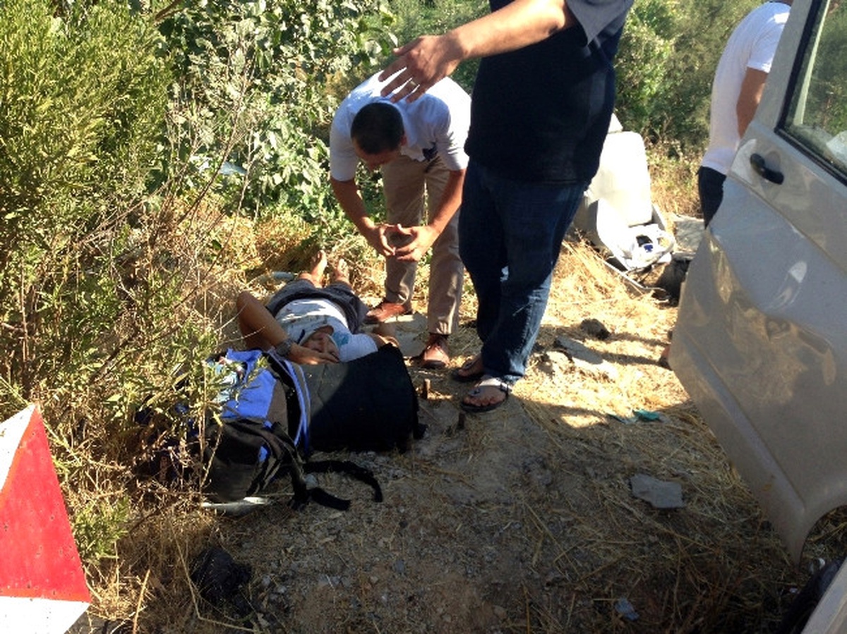 Efes Havaalanı Yolunda Trafik Kazası: 1 Ölü, 6 Yaralı
