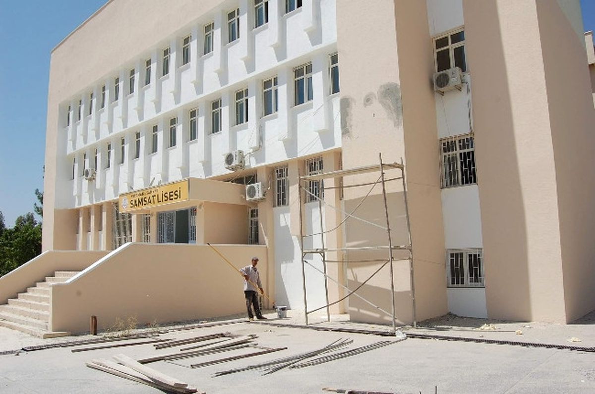 Samsat\'ta Okullar Eğitim-Öğretime Hazırlanıyor