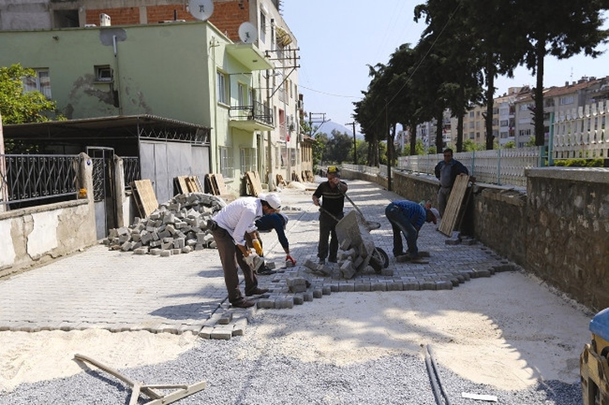 Selçuk\'ta 50 Bin Metre Kare Daha Yol Geliyor