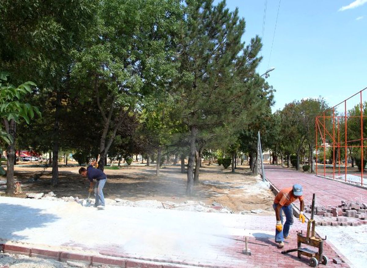 Selçuklu'ya 33 Yeni Mahalle Parkı Yapılıyor