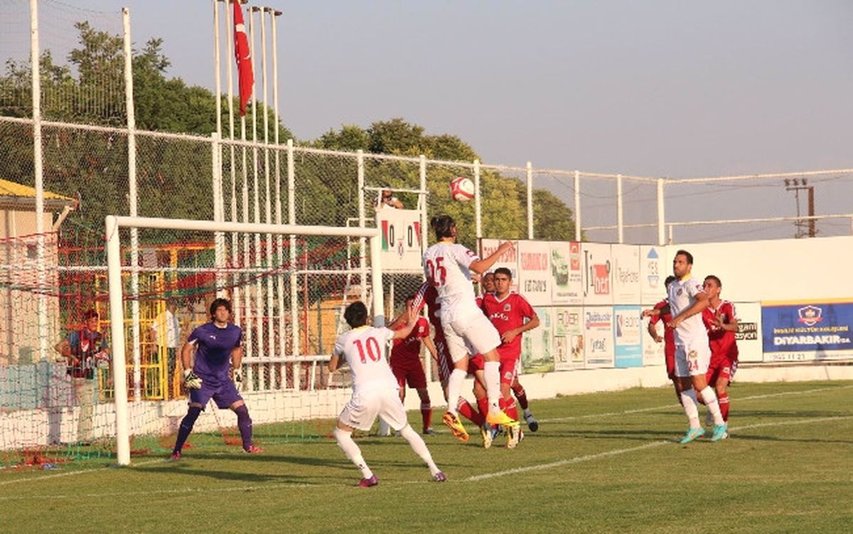 Diyarbakır Belediye: 1 Zakhospor: 0