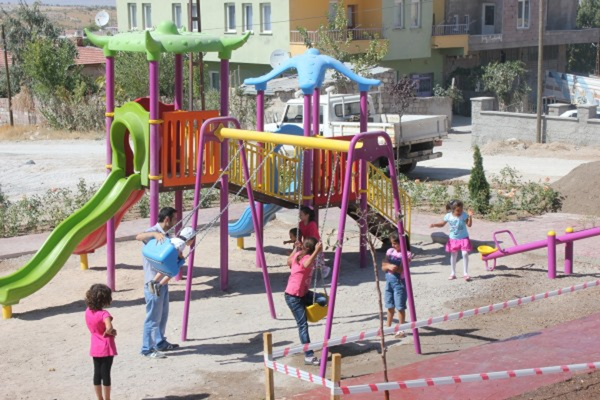 Sümer Mahallesi\'nde Park Yapıldı