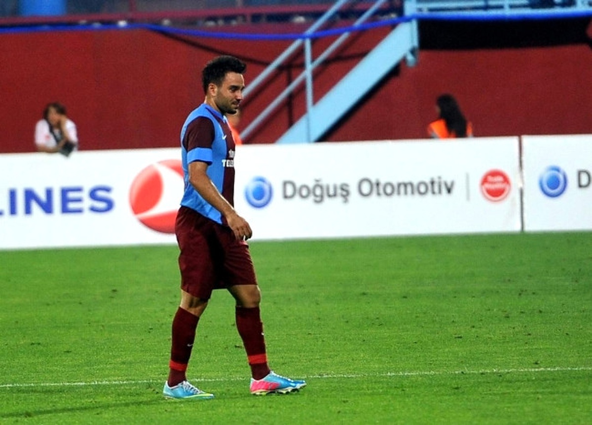 Trabzonspor\'da Volkan Şen Maçı Ağlayarak Terketti