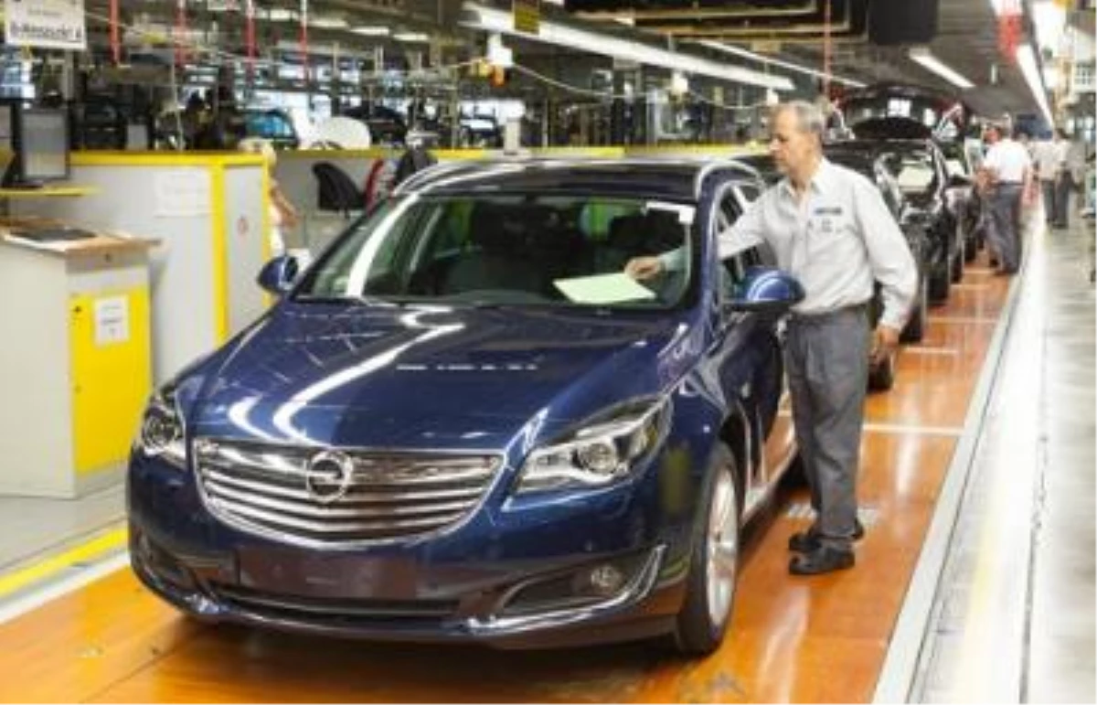 Yeni Opel Insignia\'nın Seri Üretimine Başlandı