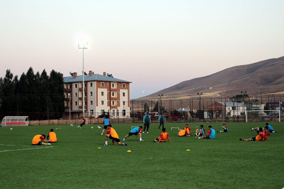 Yıldızeli Birlikspor Bal Ligi Hazırlıkları İçin Kampa Girdi