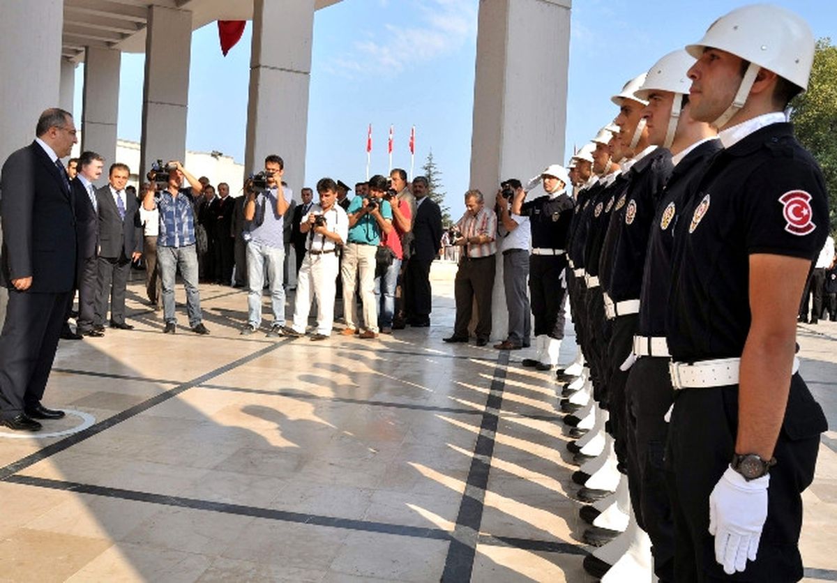 Zonguldak\'ın Yeni Valisi Görevine Başladı