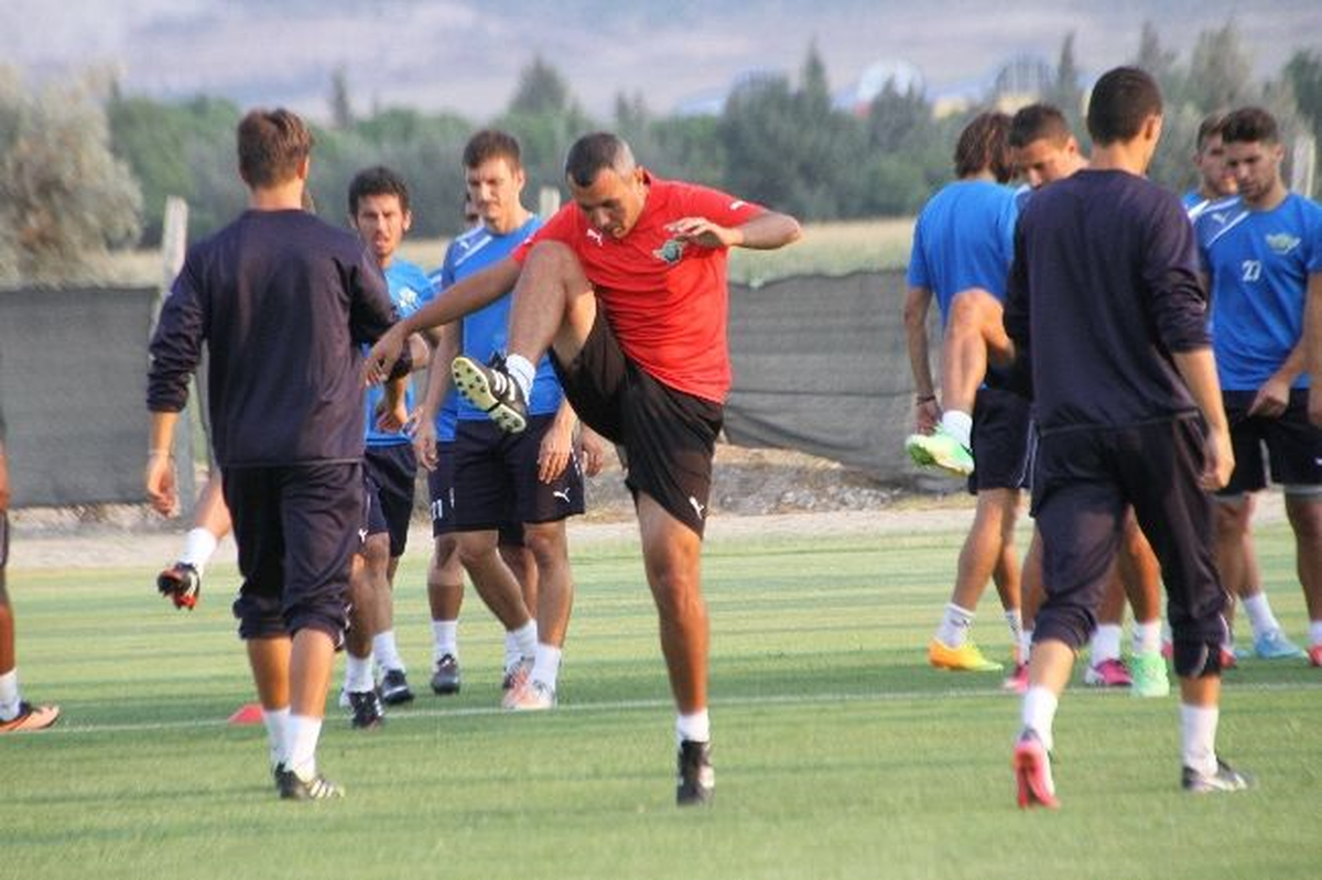 Akhisar Belediyespor\'da Trabzonspor Maçı Hazırlıkları