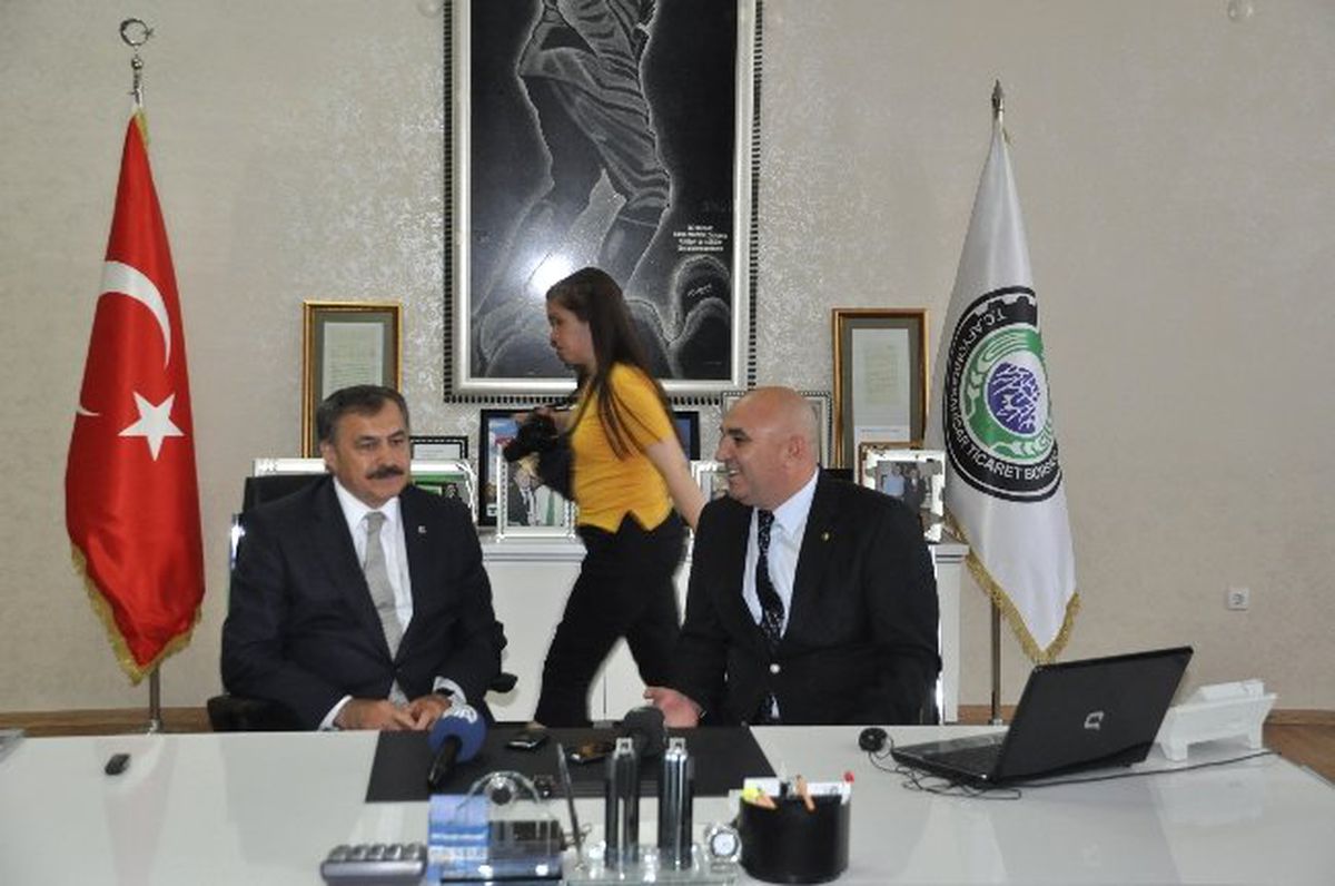Bakan Eroğlu Afyonkarahisar Ticaret Borsası\'nı Ziyaret Etti