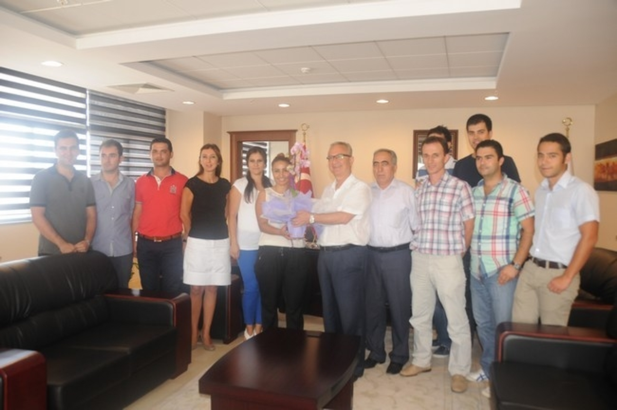 Bandırma Belediyesi\'ndeki Sözleşmeli Personel Devlet Memuru Oldu